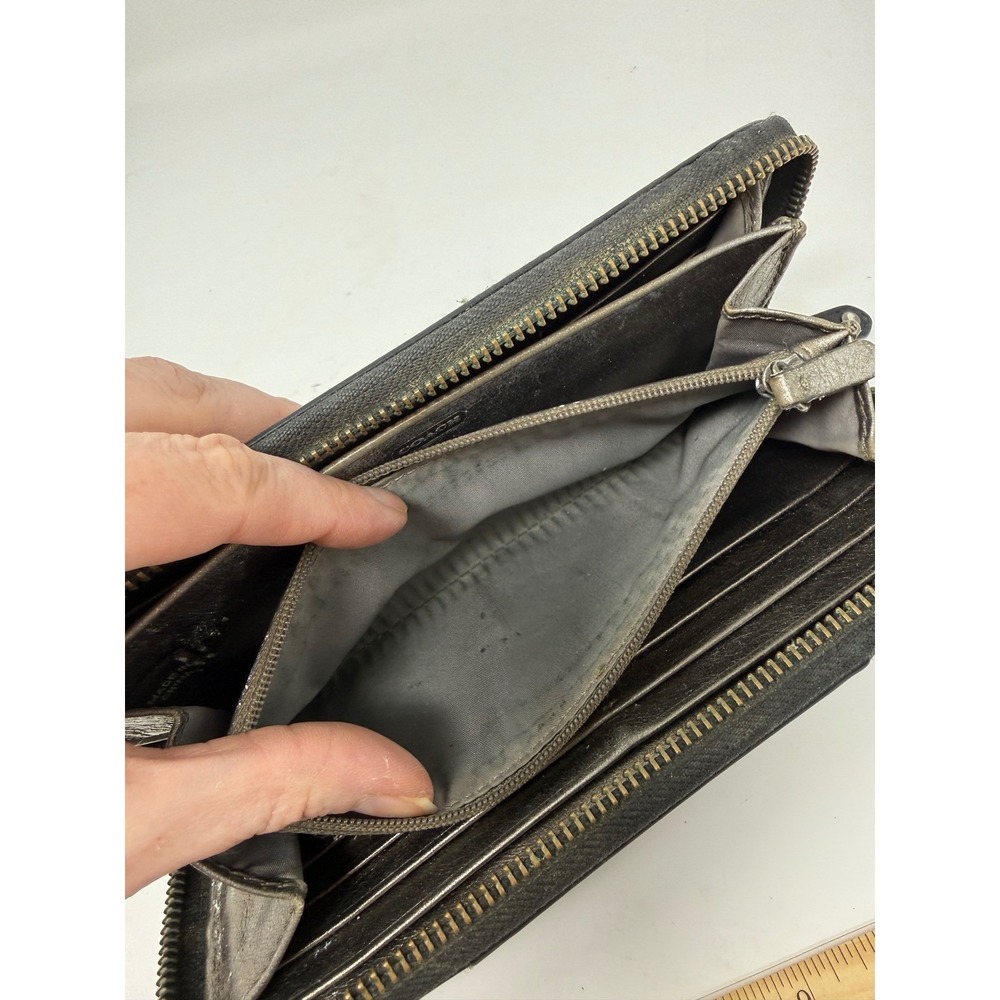 COACH Crocodile Embossed Leather Accordion Black Wallet 8‎ inches - Picture 13 of 16